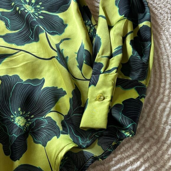 Bailey 44 Lime and Charcoal Floral Top - Picture 5 of 8